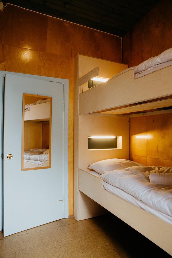 Hafaldan Hi Hostel - Harbour Building Seydisfjordur エクステリア 写真