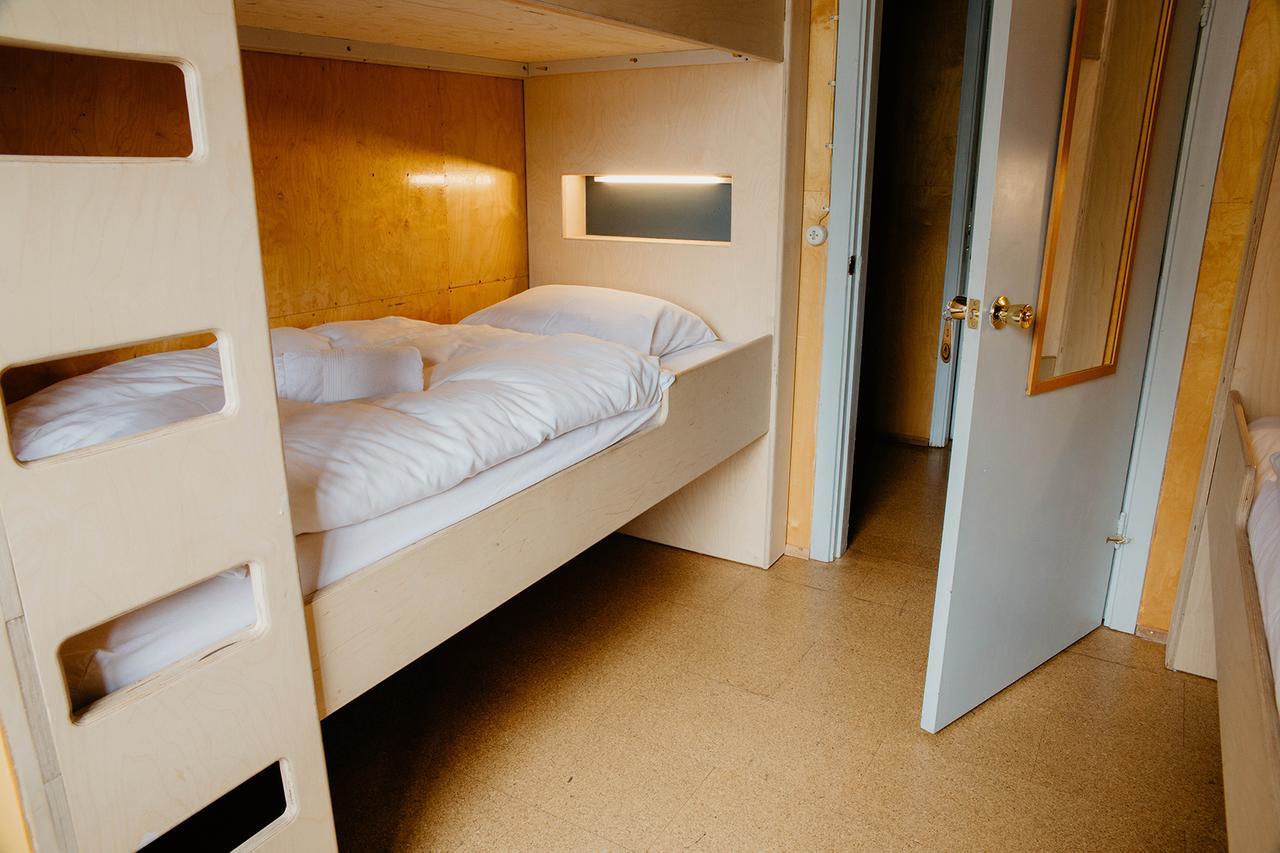 Hafaldan Hi Hostel - Harbour Building Seydisfjordur エクステリア 写真